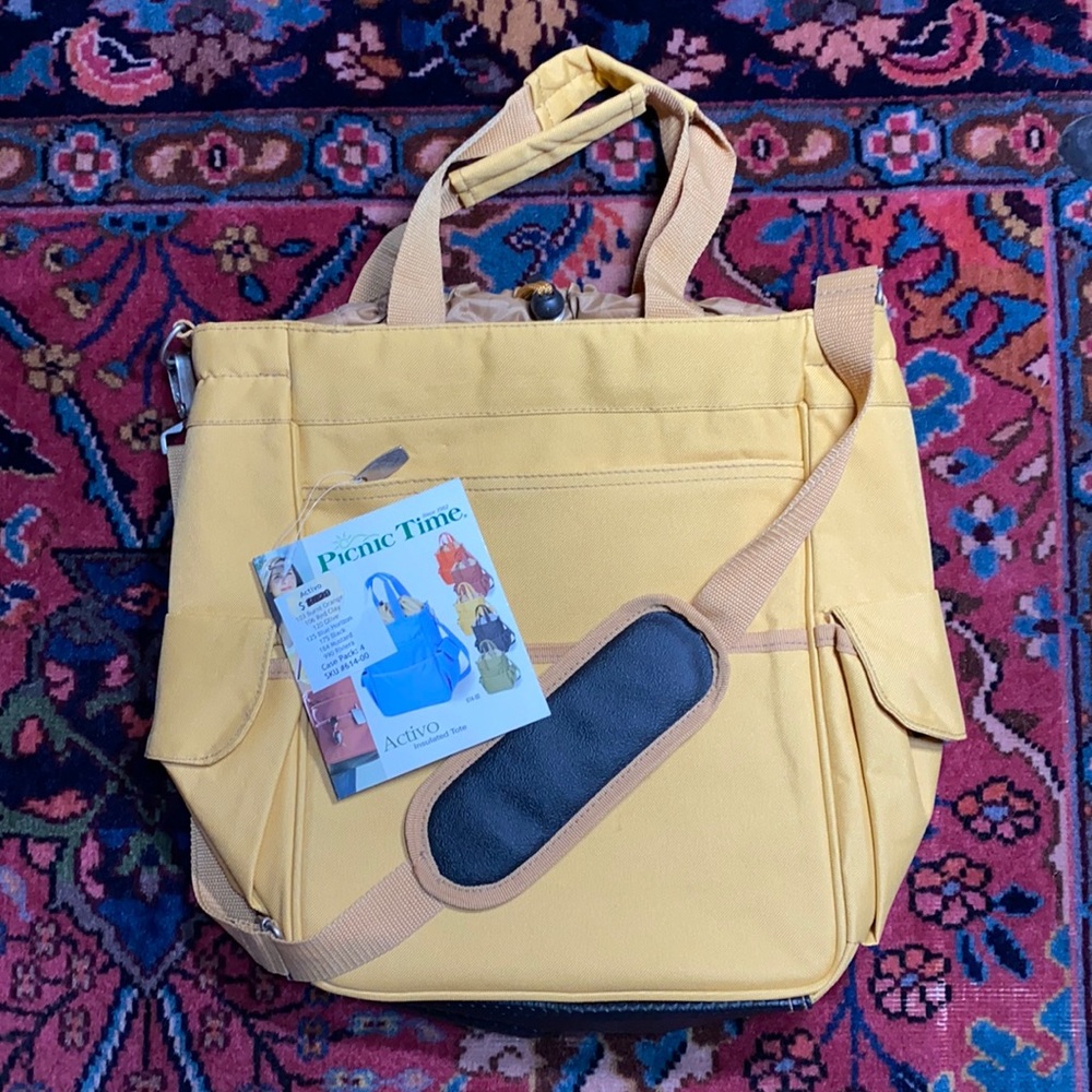 Picnic Time Insulated Tote Activo NWT
